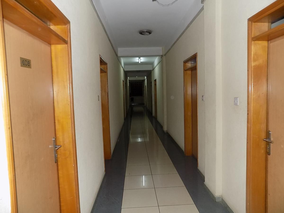 Aponye Hotel Kampala Eksteriør billede