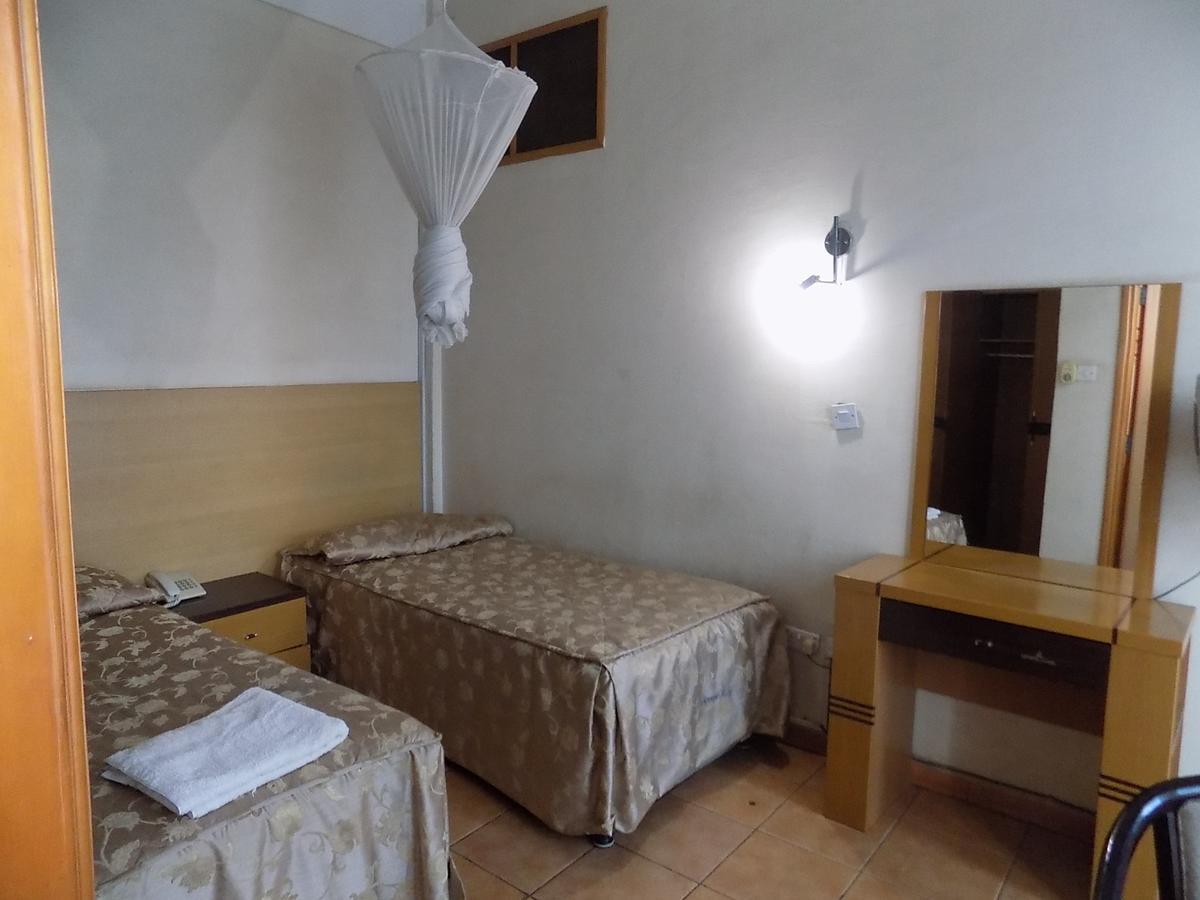 Aponye Hotel Kampala Eksteriør billede