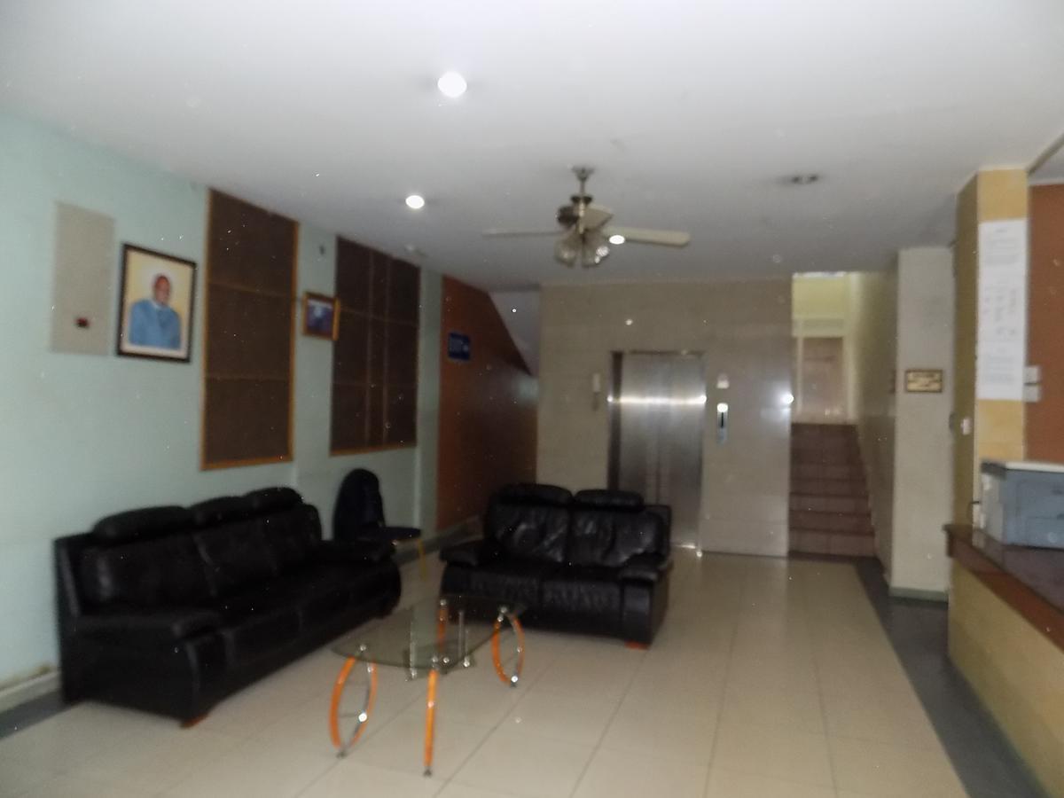 Aponye Hotel Kampala Eksteriør billede