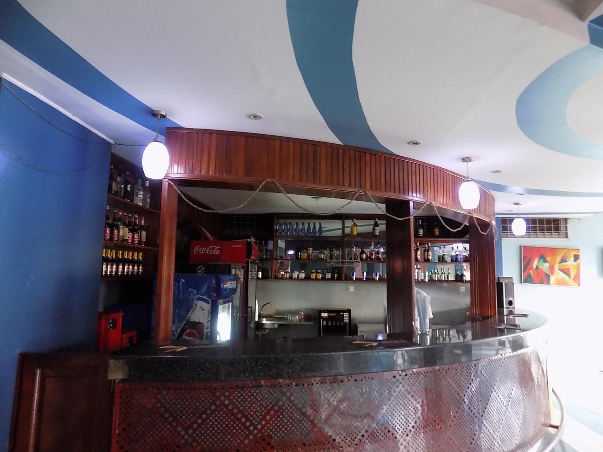 Aponye Hotel Kampala Eksteriør billede
