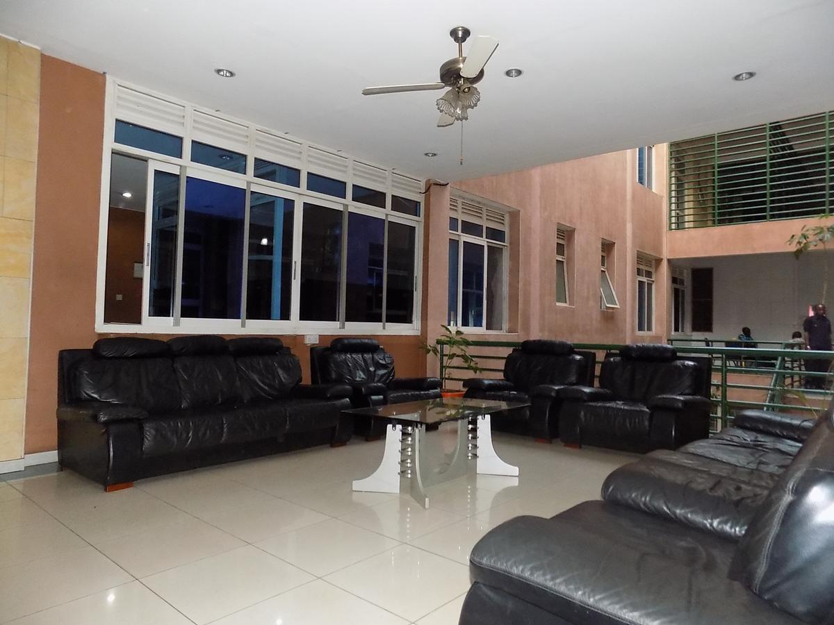 Aponye Hotel Kampala Eksteriør billede