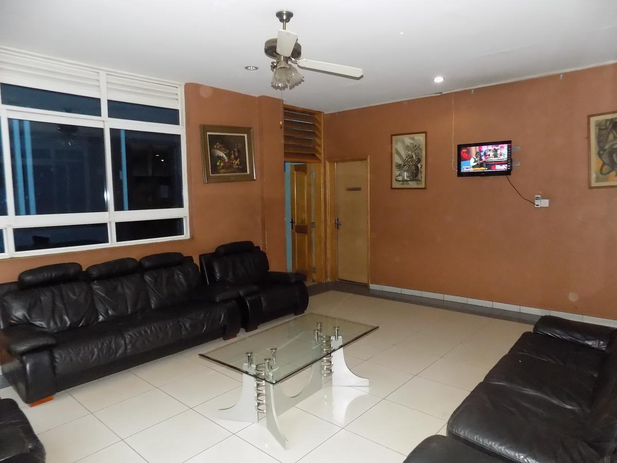 Aponye Hotel Kampala Eksteriør billede