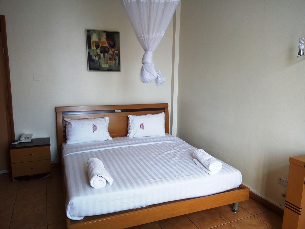 Aponye Hotel Kampala Eksteriør billede
