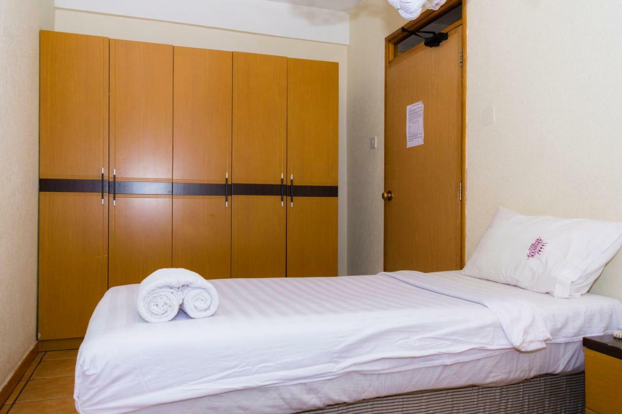 Aponye Hotel Kampala Eksteriør billede